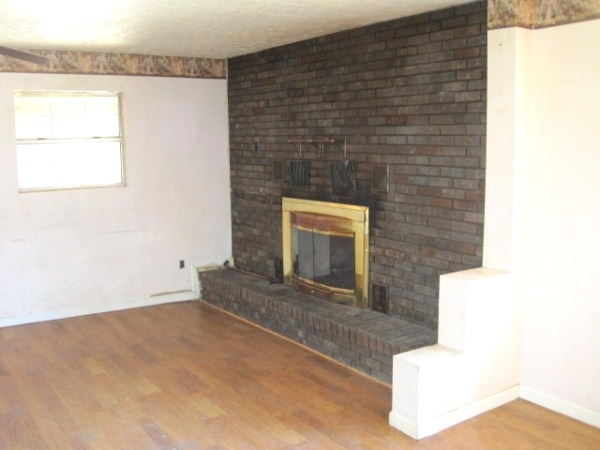 SOLD! Brick home, 5747 Hwy. 25 So. in Pleasant View, good neighborhood, $39,000 or best offer!   