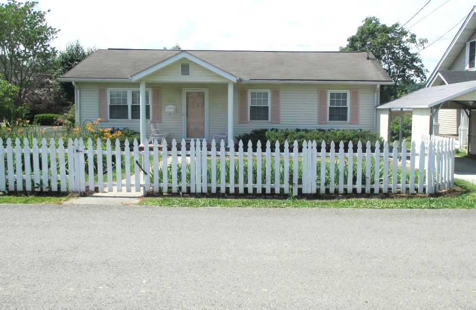 Sold! 324 Front St., Wmsbg |  This home has 2 bdrms, 2 baths, living room, laundry room and an eat-in kitchen 