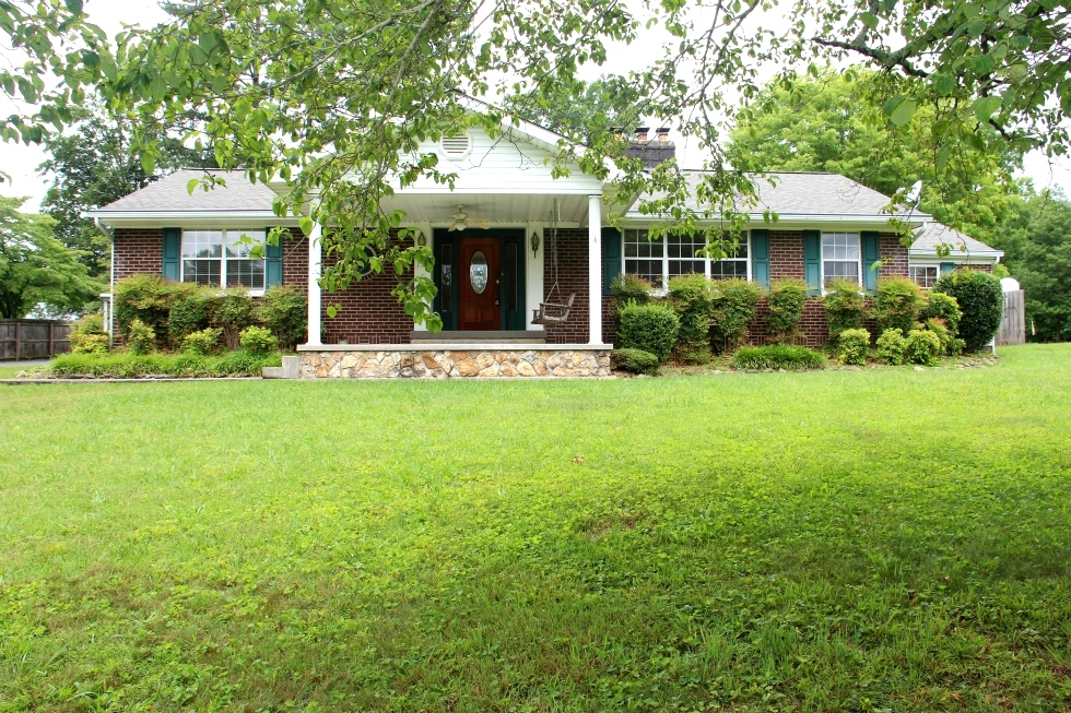 Sold! REDUCED! MOTIVATED SELLER! 150 Florence Ave., Willibg | Brick home on a large lot in a great location near the University of the Cumberlands  