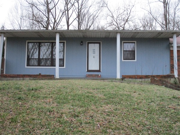 Sold! Pine Knot, KY Home - SOLD! ! 1600 SF +/- siding - brick home with a metal roof sitting on a 1 acre lot.  